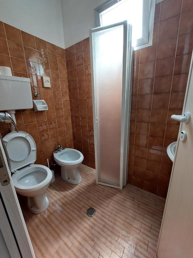 B&B Hotel Villa Nora Bellaria – Igea Marina Szoba fotó